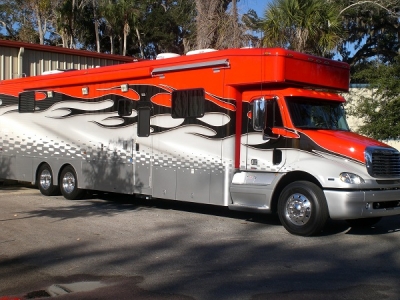 2008 United Specialties Custom Coach W 3 Slides 2008 United Specialties Custom Coach W 3 Slides
