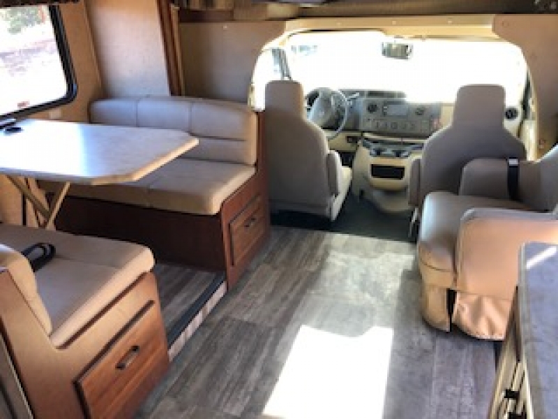 2017 Sunseeker - Free RV classifieds, used rvs, rv classes ...