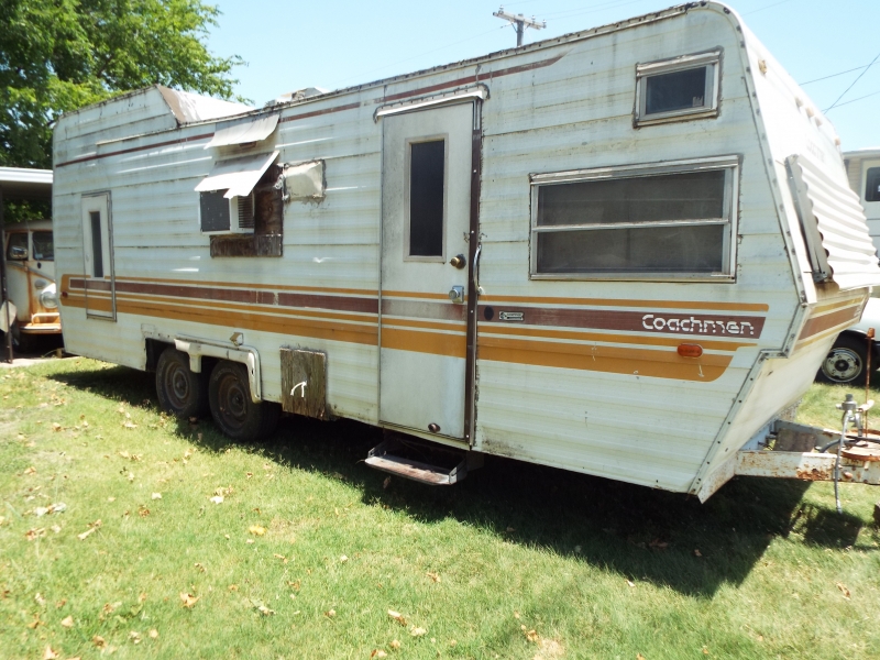 23 ft coachmen travel trailer